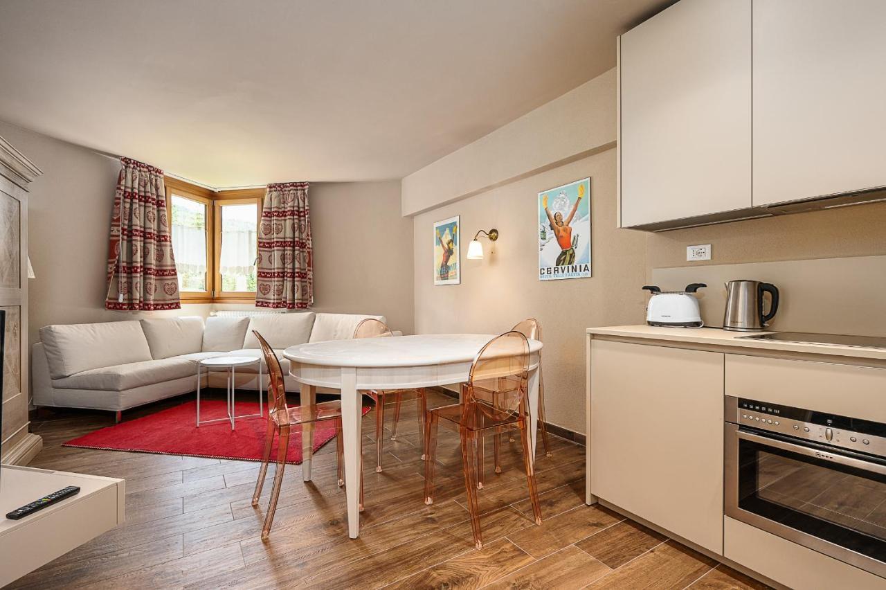 Hemeras Boutique Homes : 200m From The Skylift Daire